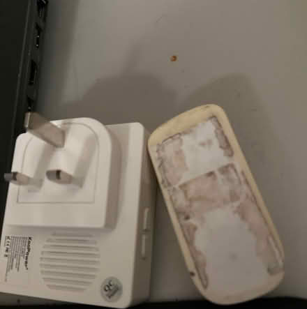 Photo of free Wireless doorbell (Ashford TW15) #2
