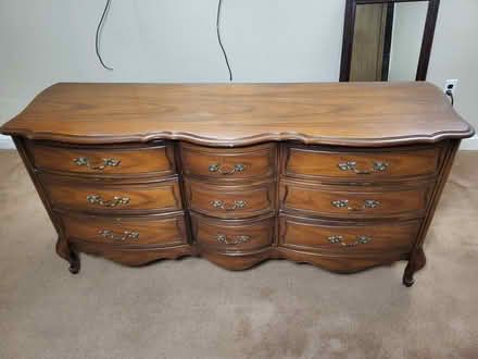 Photo of free Dresser (Morning Side Arlington) #2