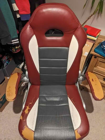 Photo of free Gaming chair (Bicester) #1