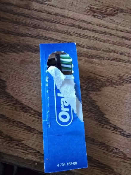 Photo of free Oral B brush heads (Aurora/ North end) #2