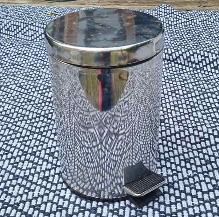 Photo of free Small pedestal bin (St Helier SM5) #1