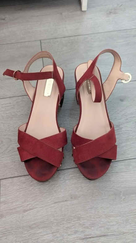 Photo of free Red sandals (SE25) #1