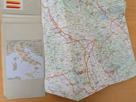 Photo of free Map of Umbria and Le Marche (Canonbury N1) #3