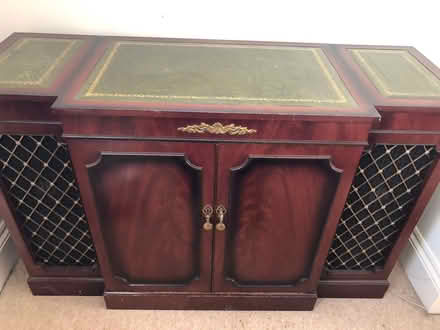 Photo of free Cupboard for Vinyl and Record Player (Beckenham BR3) #1