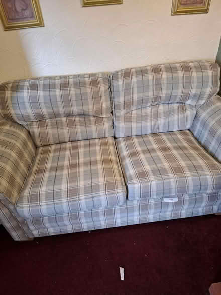Photo of free 3 seater and 2 seater suite (Havant PO9) #2
