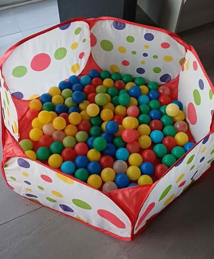 Photo of free Ball pit (LE4 Off Gipsy Lane/Barkby Rd) #1