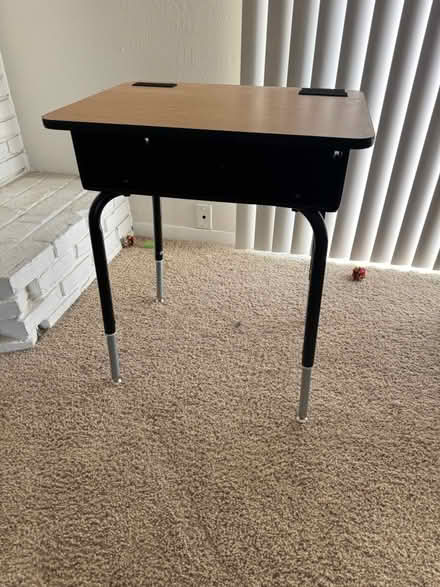Photo of free School Desk (San Jose California) #1