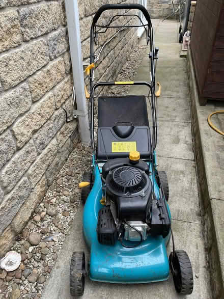 Photo of free Petrol lawn mower (Chapel-en-le-Frith SK23) #1