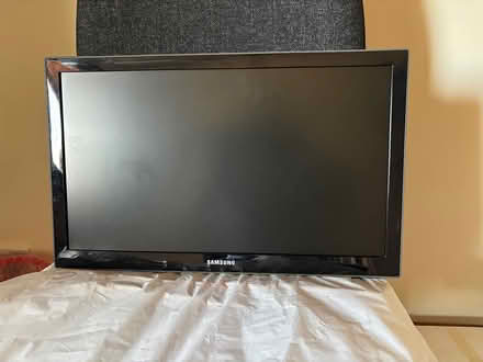 Photo of free Samsung TV (Butleigh Wootton, BA6) #1
