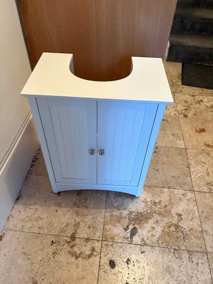 Photo of free Undersink cupboard (Chiswick W4) #1