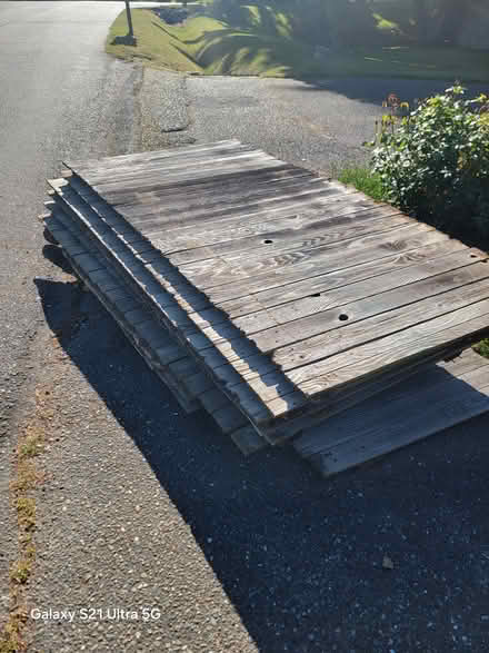 Photo of free Cedar fencing (Esperance Edmonds) #1