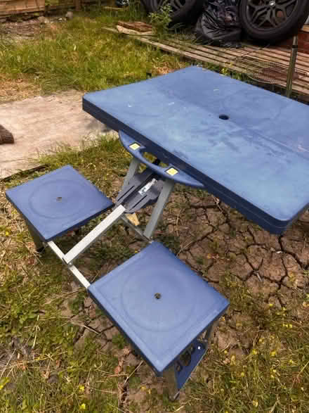 Photo of free Folding table and chairs (Ub60ln) #4