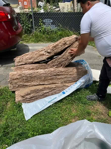 Photo of free 16” R19 insulation (Pentagon City Mall, Arlington) #2