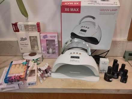 Photo of free UV/LED lamp+other Nail accessories (Great Missenden, HP16) #1