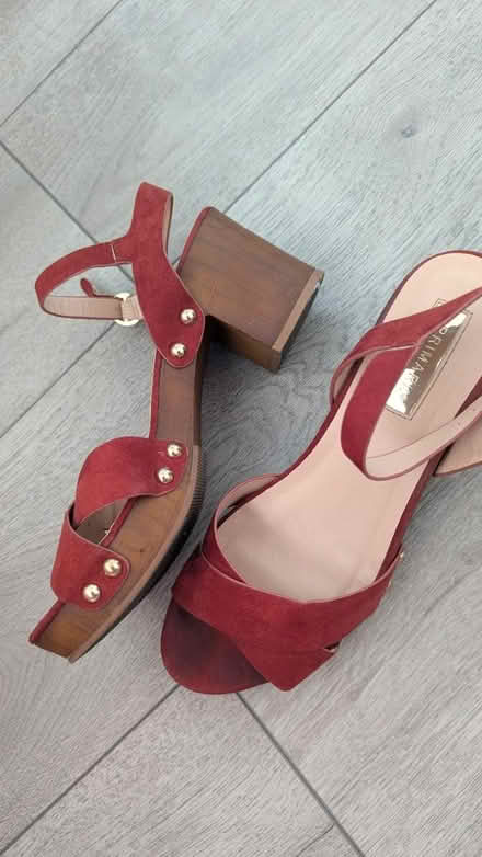 Photo of free Red sandals (SE25) #2