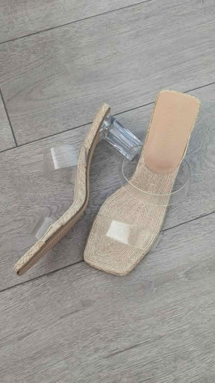 Photo of free Summer heels (SE25) #2