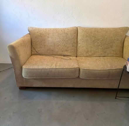 Photo of free Large comfortable 4 person sofa (Rutherglen G73) #1