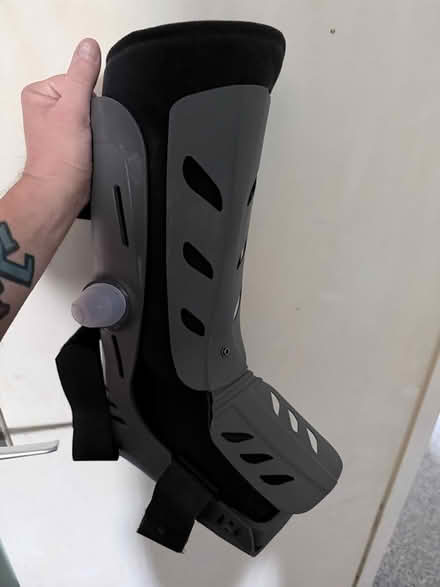 Photo of free Orthopaedic walking boot (New Milton BH25) #1