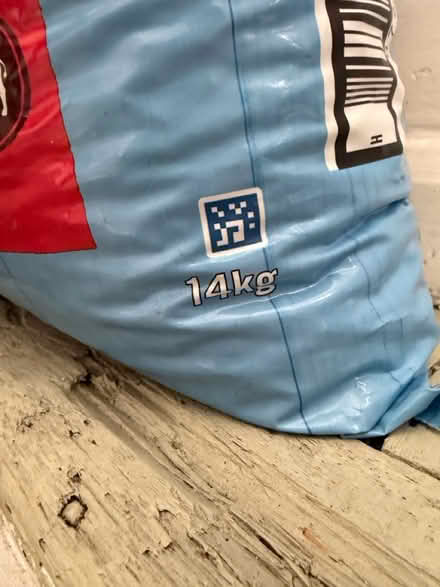 Photo of free Bakers dog food (N1) #2