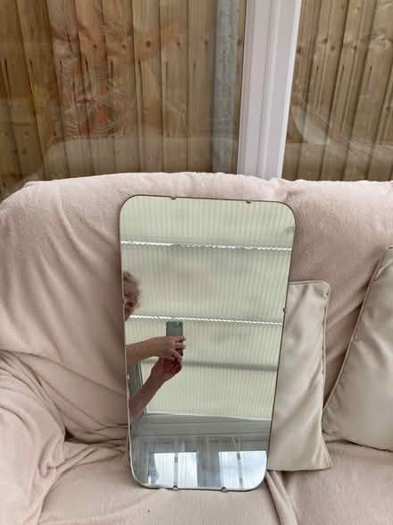 Photo of free Mirror 59x36 cm (Rothley LE7) #1