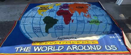Photo of free World map rug (Northwestern Morton Grove) #1