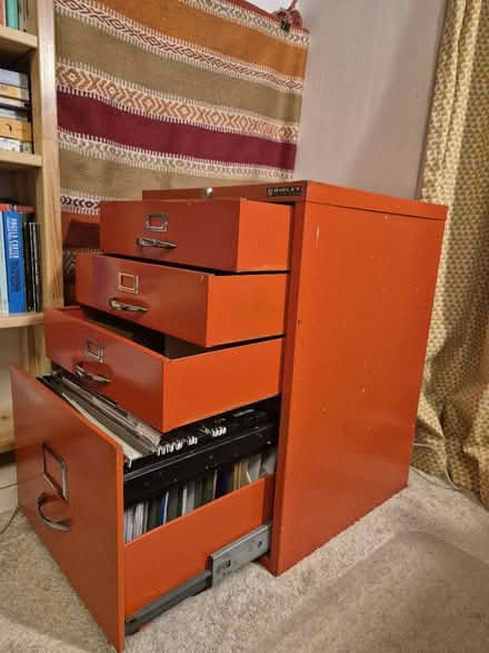 Photo of free Bisley filing cabinet & drawer unit (Stockbridge, Edinburgh EH3) #2