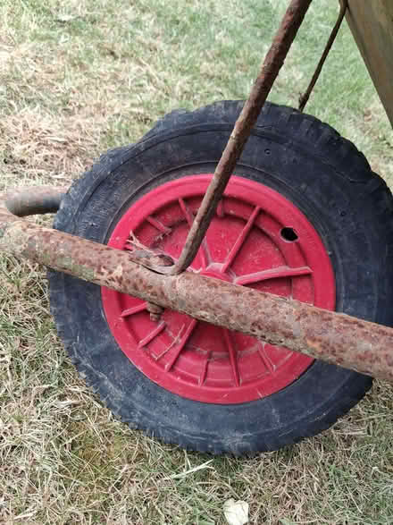 Photo of free Wheelbarrow (Woodingdean BN2) #3