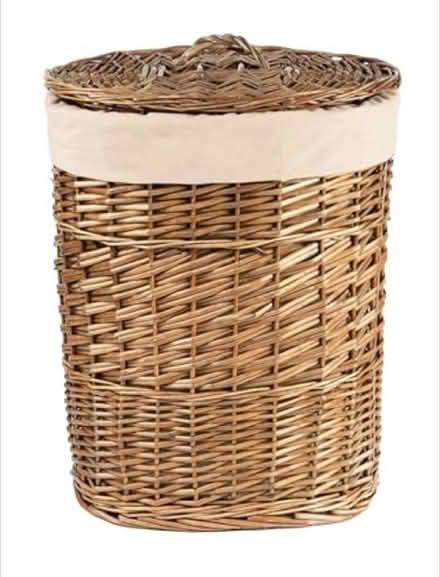 Photo of Large laundry hamper (Kendal LA9) #4