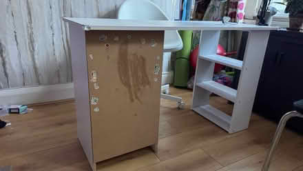Photo of free White desk (Dingle L8) #1