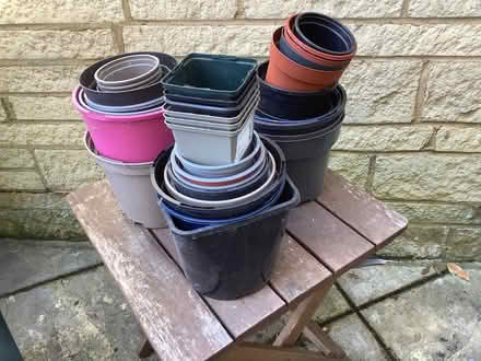 Photo of free Plastic plant pots (Thorney Leys OX28) #1