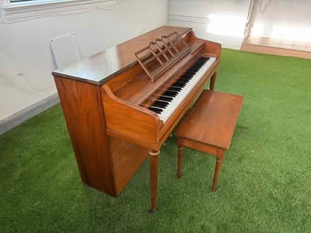Photo of free Well loved piano (Manhattan Beach) #3