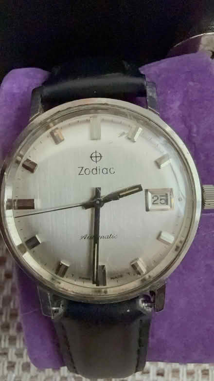 Photo of free Wrist watches, as a "job lot" in a watch box. (Portobello EH15) #4