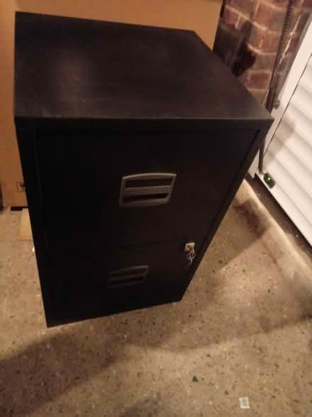 Photo of free Filing cabinet (Horsham, near Bennetts Field) #1