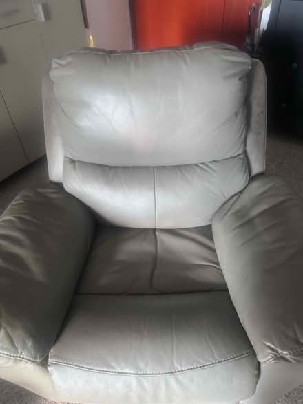 Photo of free home stuff (Aquarious by the park) #4