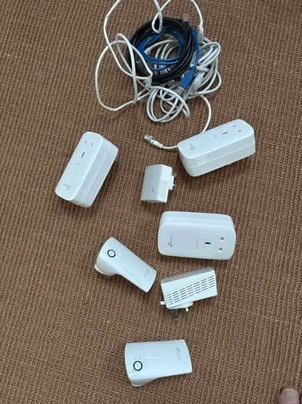 Photo of free TP Link WiFi connector things (Prestwich M25) #1