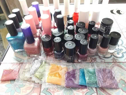 Photo of free Nail Varnish x 40 (Frampton Cotterell BS36) #3