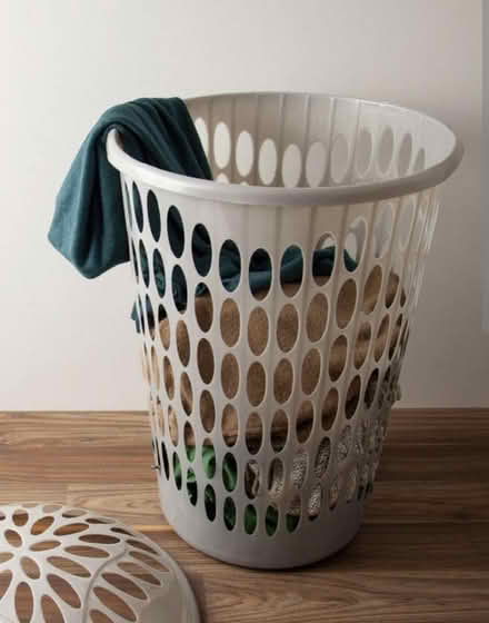 Photo of Large laundry hamper (Kendal LA9) #2
