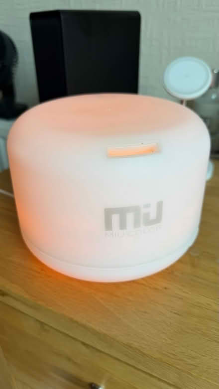 Photo of free Aromatherapy disperser and integral colour changing lamp (Welling DA16) #4