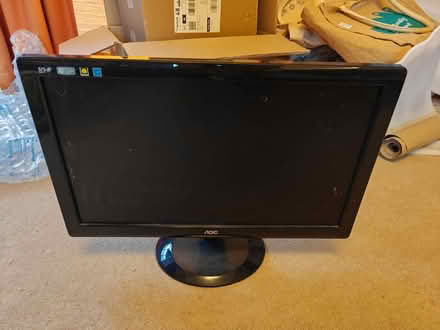 Photo of free Flat screen VGA computer monitor 20 inch (Spring Barn BN7) #1