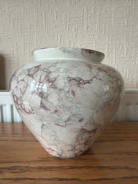 Photo of free Vase 7” high 8 “ diameter (Welling DA16) #2