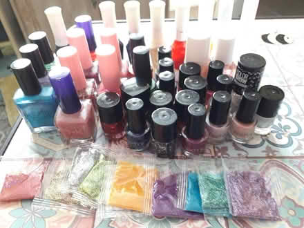 Photo of free Nail Varnish x 40 (Frampton Cotterell BS36) #1