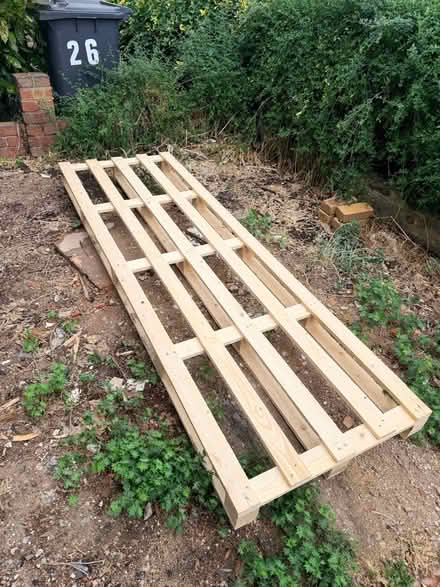 Photo of free Wood pallet / Large frame (Se12) #1