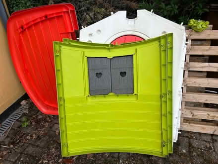 Photo of free Smoby kids house (Caterham Valley CR3) #2