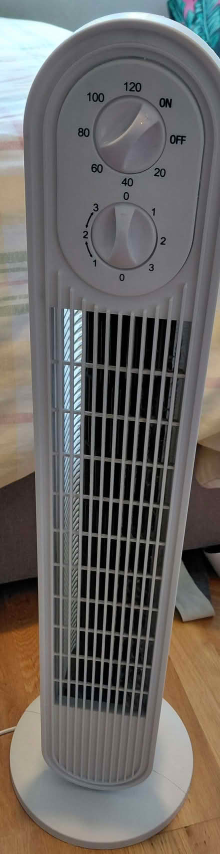 Photo of free Daewoo tower fan (Bexleyheath DA8) #1