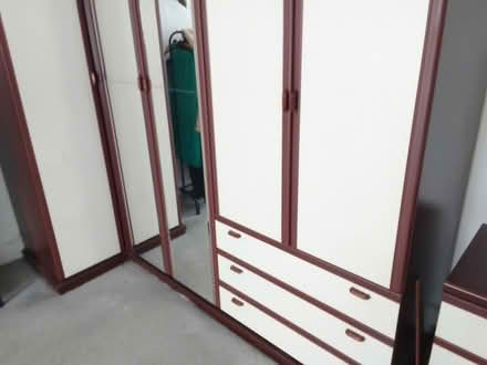 Photo of free Built in mirrored wardrobe (Gt Manchester M275EG) #2