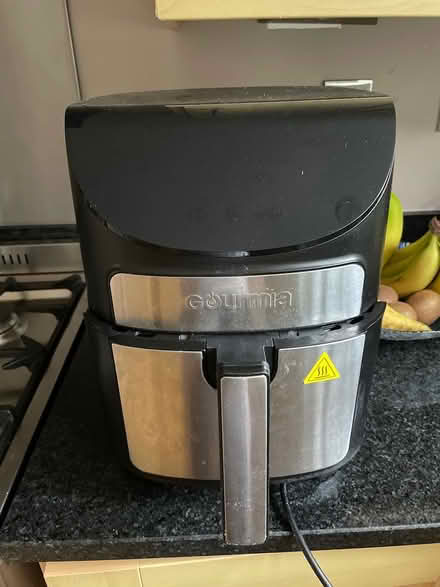 Photo of free Air fryer (Raynes park SW20) #1