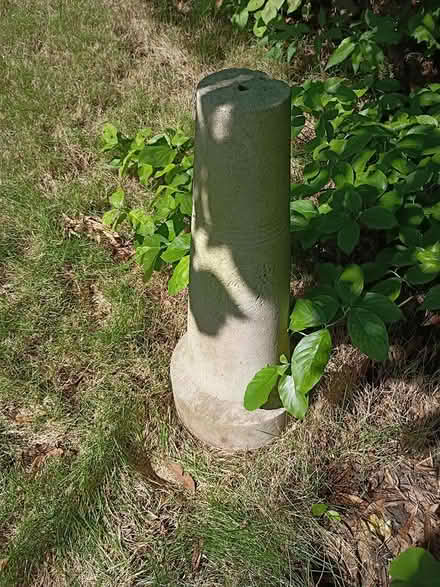 Photo of free Pedestal for bird bath (near ODU) #1