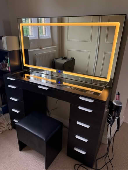 Photo of free Vanity desk with light up mirror (Woking) #3
