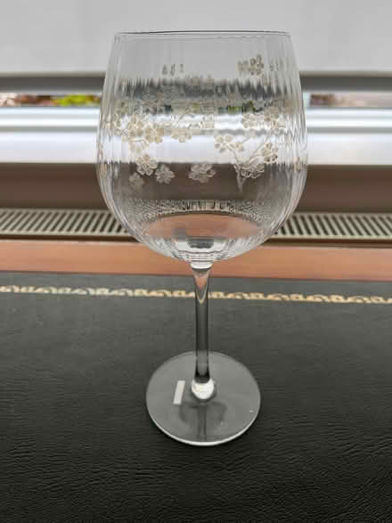 Photo of free large wine glass (Newton Mearns G77) #1