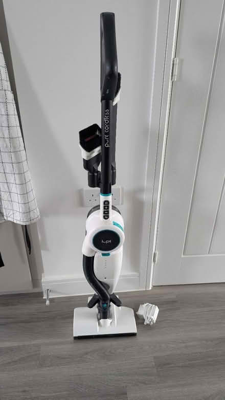 Photo of free Cordless upright vacuum cleaner (Aylesbury, HP18) #1